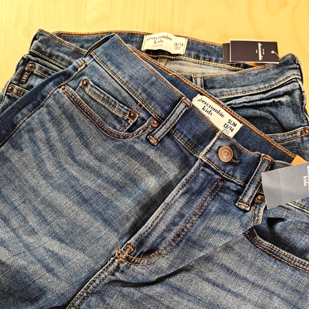 Set of 2 NEW Abercrombie kids jeans. Size 13/14